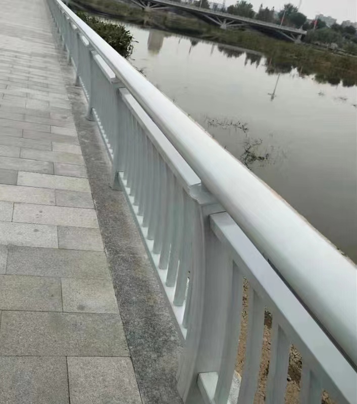 铝合金河道护栏(图1)